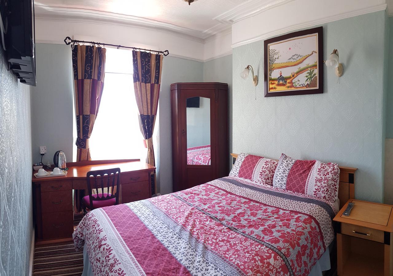 Sandpiper Guesthouse Свонсі Екстер'єр фото