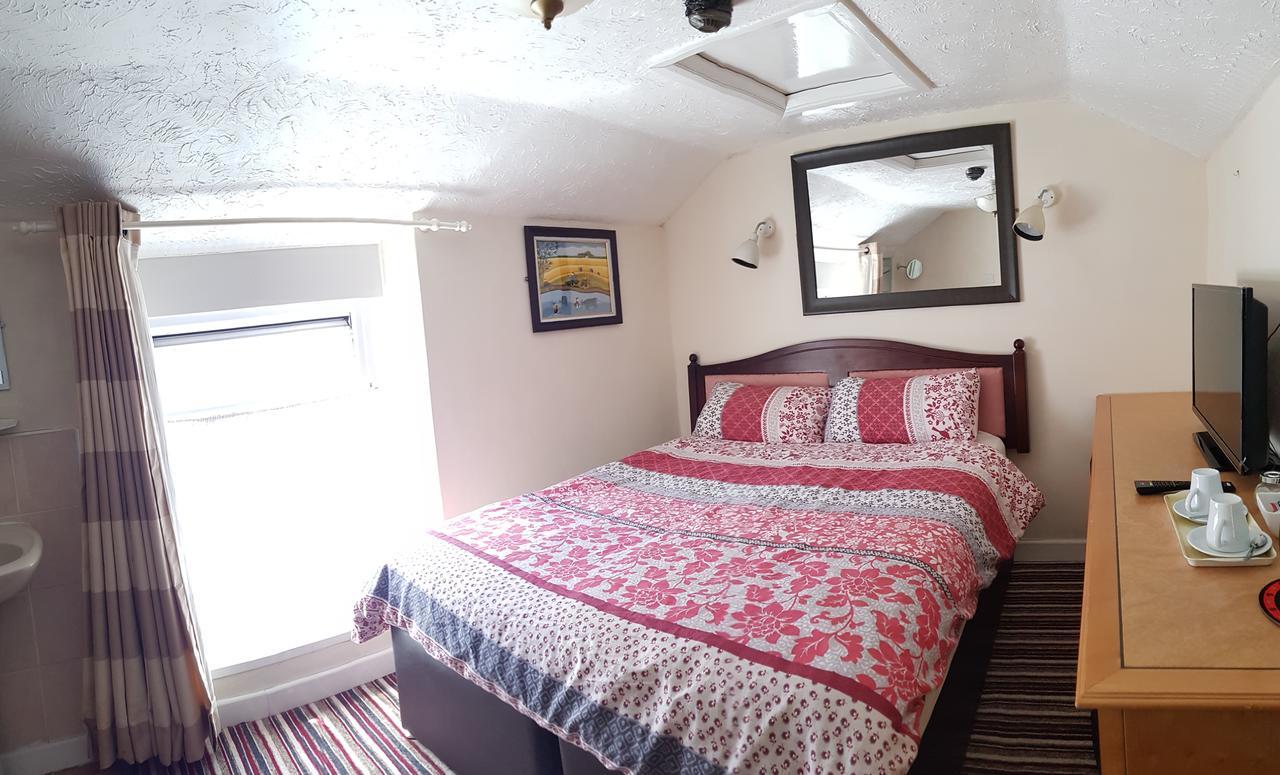 Sandpiper Guesthouse Свонсі Екстер'єр фото